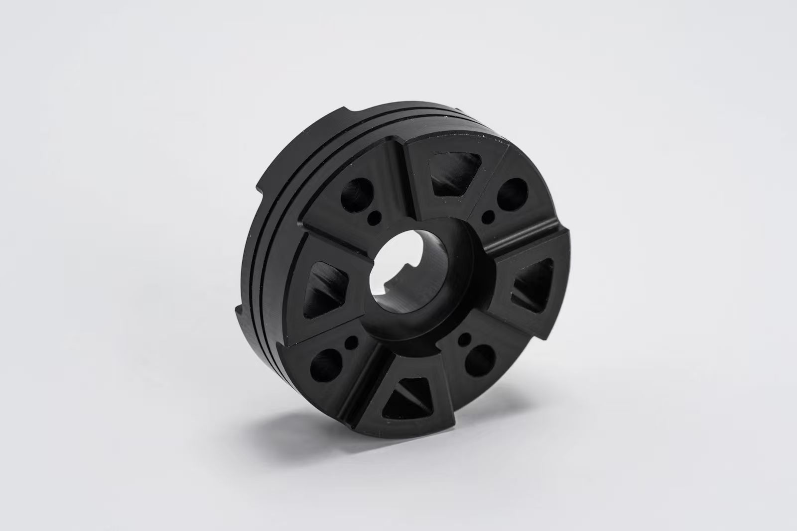 Mi az a Delrin (POM-H) és mik az anyagtulajdonságai?